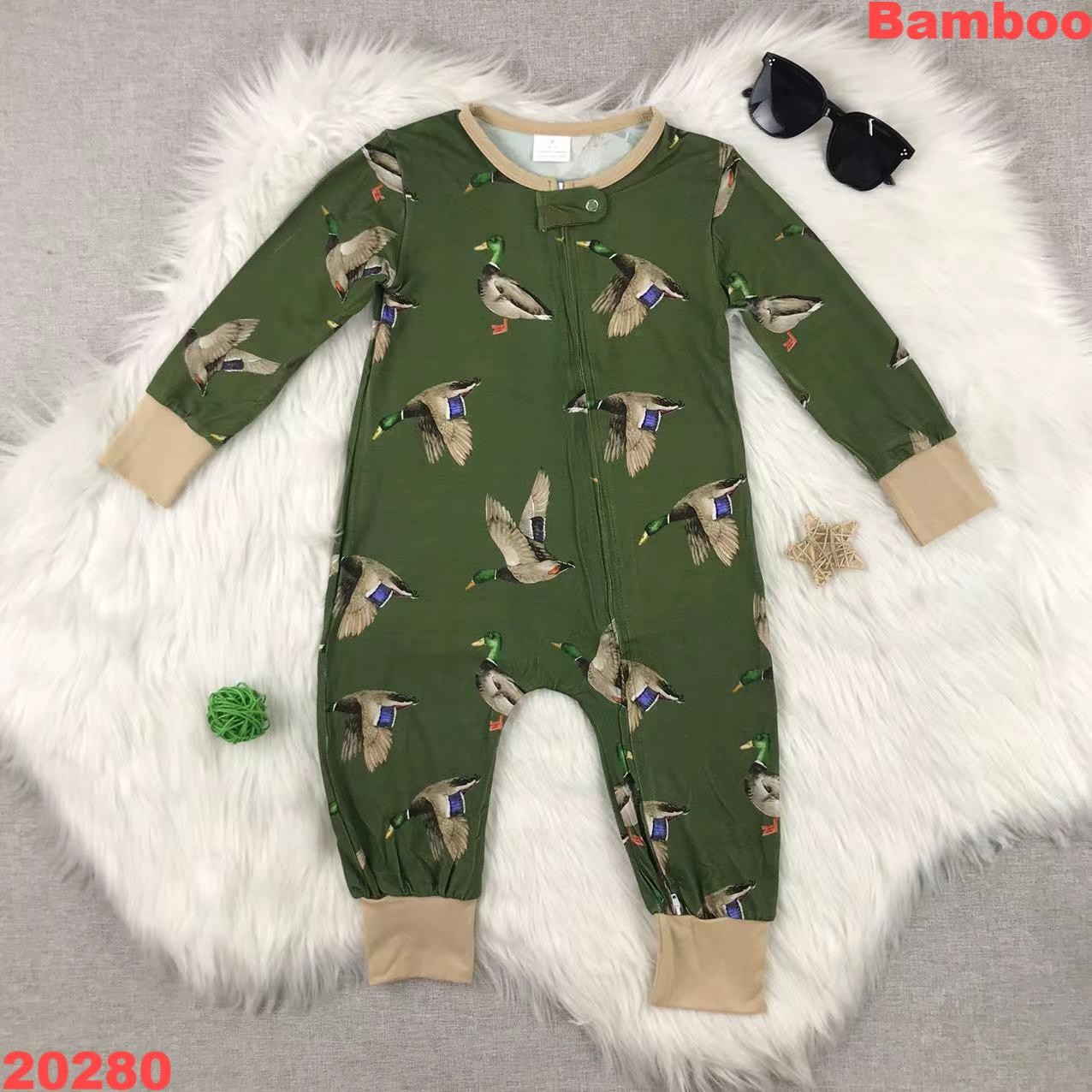 Bamboo Bodysuit Baby - Bamboevezel zwart-witte romper met koeienprint en